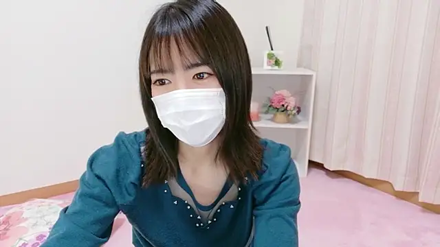 Snapshot of QoMeioQ chatting on October 27, 2025, 11:11 am QoMeioQ online show from October 27, 2025, 11:11 am