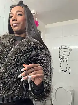 tamarabigass1 online show from February 17, 2026, 4:32 am