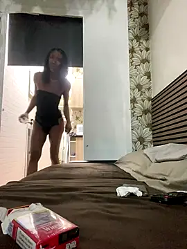 tamarabigass1 online show from November 13, 2025, 11:08 pm