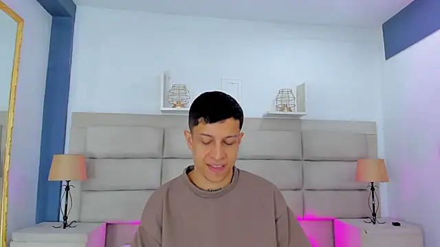 Snapshot of AgarEvans chatting on December 5, 2025, 4:44 am AgarEvans online show from December 5, 2025, 4:44 am