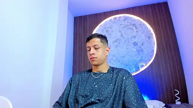 Snapshot of AgarEvans chatting on March 4, 2026, 4:42 am AgarEvans online show from March 4, 2026, 4:42 am