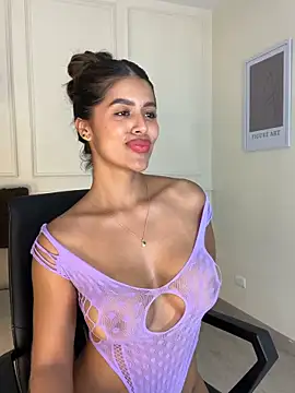 MelissaWaltton online show from May 12, 2026, 6:03 pm