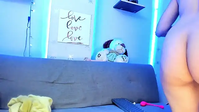 Snapshot of MeganLord chatting on December 30, 2024, 8:15 pm MeganLord online show from December 30, 2024, 8:15 pm