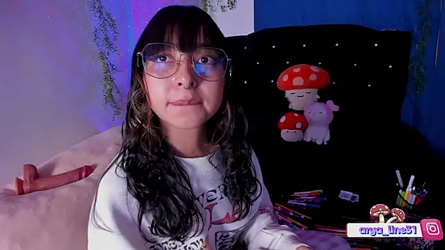 arysUwU online show from February 14, 2025, 5:51 am