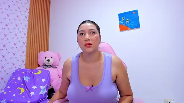 Snapshot of Soyqueen chatting on May 19, 2026, 7:04 am Soyqueen online show from May 19, 2026, 7:04 am