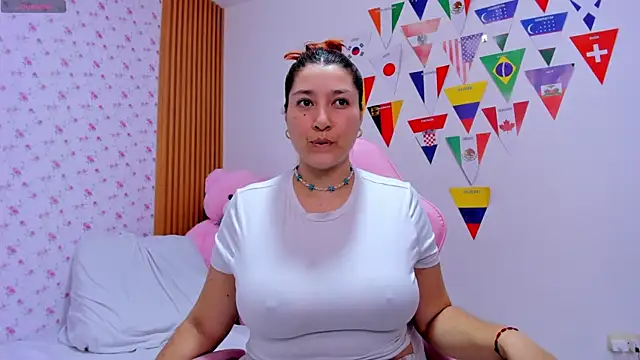 Snapshot of Soyqueen chatting on July 9, 2026, 3:51 am Soyqueen online show from July 9, 2026, 3:51 am