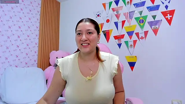 Snapshot of Soyqueen chatting on June 29, 2026, 3:56 pm Soyqueen online show from June 29, 2026, 3:56 pm
