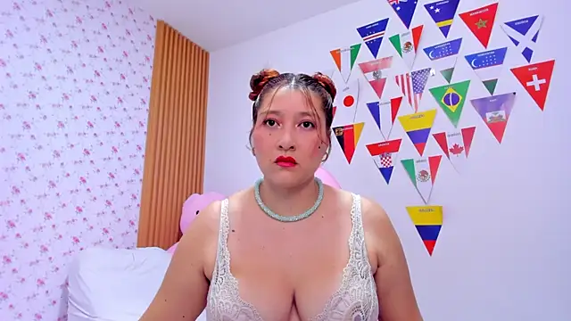 Snapshot of Soyqueen chatting on July 31, 2026, 5:07 am Soyqueen online show from July 31, 2026, 5:07 am