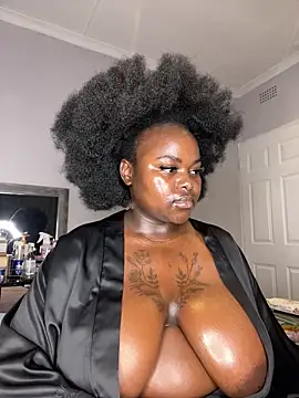 Honeycoco0211 online show from December 2, 2025, 4:36 am