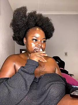 Honeycoco0211 online show from January 18, 2026, 10:51 am