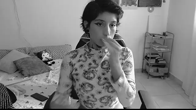 Snapshot of _Apola_77 chatting on February 22, 2025, 7:47 pm Apola 77 online show from February 22, 2025, 7:47 pm