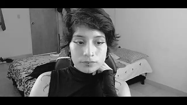 Snapshot of _Apola_77 chatting on February 26, 2025, 7:53 pm Apola 77 online show from February 26, 2025, 7:53 pm