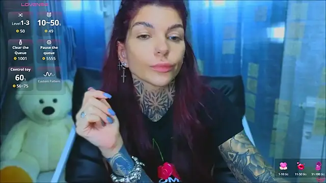 tattooedBabyy online show from May 31, 2026, 9:26 am