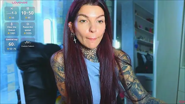 tattooedBabyy online show from May 19, 2026, 10:22 am