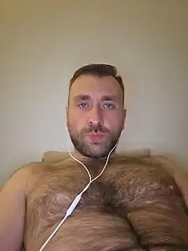 Snapshot of TIGERRR86 chatting on June 6, 2026, 9:53 pm TIGERRR86 online show from June 6, 2026, 9:53 pm