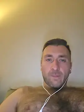Snapshot of TIGERRR86 chatting on June 14, 2026, 2:24 am TIGERRR86 online show from June 14, 2026, 2:24 am