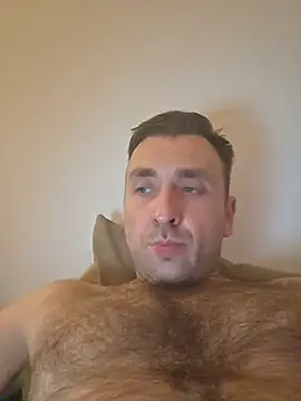 Snapshot of TIGERRR86 chatting on July 30, 2026, 10:42 pm TIGERRR86 online show from July 30, 2026, 10:42 pm