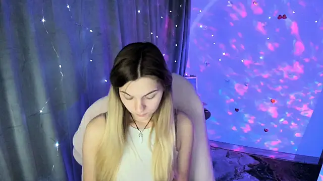 Snapshot of Sweet_me_ chatting on November 20, 2025, 1:23 pm Sweet me online show from November 20, 2025, 1:23 pm