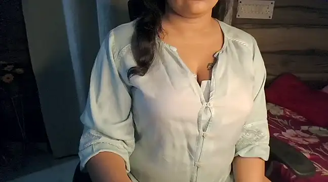 Snapshot of Trezza chatting on March 21, 2025, 1:56 am Trezza online show from March 21, 2025, 1:56 am