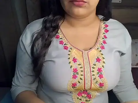 Snapshot of Trezza chatting on October 26, 2025, 7:14 pm Trezza online show from October 26, 2025, 7:14 pm