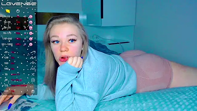 Snapshot of kitti_kaattt chatting on February 9, 2025, 5:33 pm kitti kaattt online show from February 9, 2025, 5:33 pm