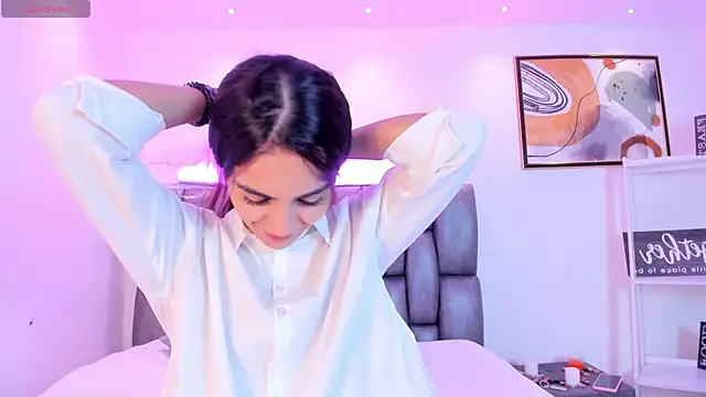 Snapshot of martina_mancini chatting on November 15, 2025, 1:37 pm martina mancini online show from November 15, 2025, 1:37 pm