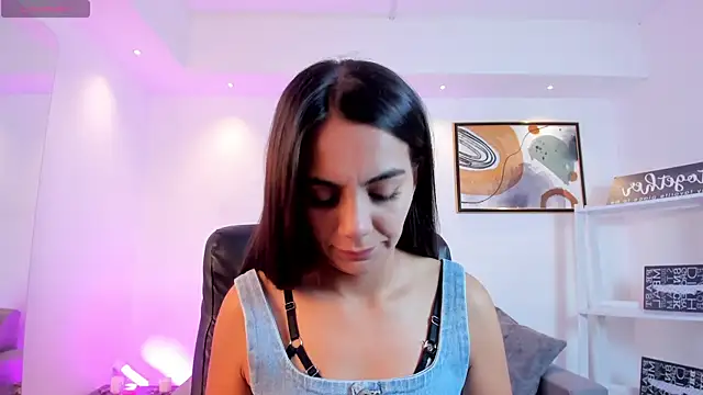 Snapshot of martina_mancini chatting on June 12, 2026, 12:47 pm martina mancini online show from June 12, 2026, 12:47 pm
