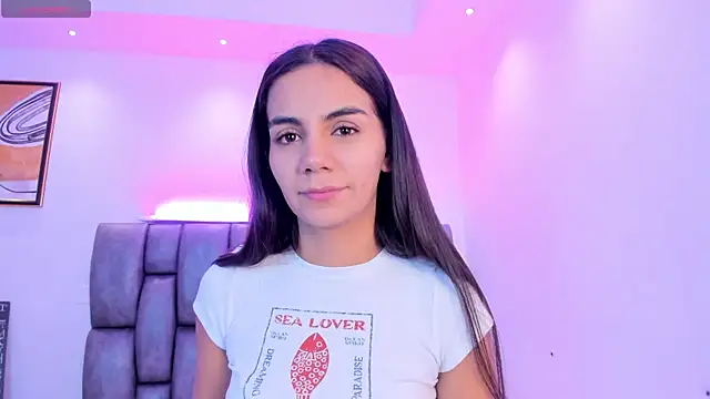 Snapshot of martina_mancini chatting on October 24, 2025, 12:37 pm martina mancini online show from October 24, 2025, 12:37 pm