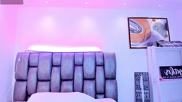 Snapshot of martina_mancini chatting on October 17, 2025, 12:51 pm martina mancini online show from October 17, 2025, 12:51 pm