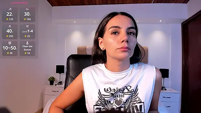 Snapshot of martina_mancini chatting on July 11, 2026, 1:33 pm martina mancini online show from July 11, 2026, 1:33 pm