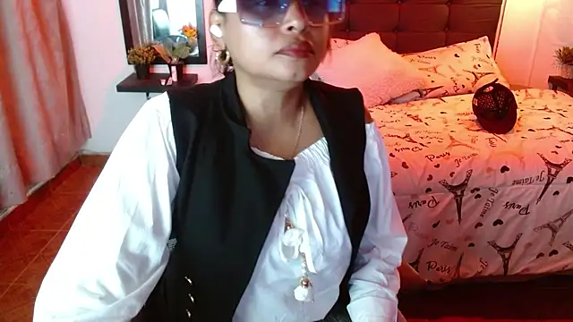 Snapshot of Dominik_girl chatting on July 1, 2026, 7:03 pm Dominik girl online show from July 1, 2026, 7:03 pm