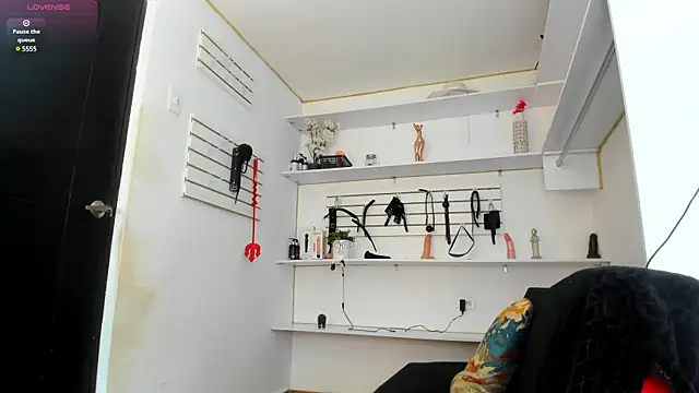 Snapshot of Alejandra_Dunn chatting on March 5, 2025, 2:12 pm Alejandra Dunn online show from March 5, 2025, 2:12 pm
