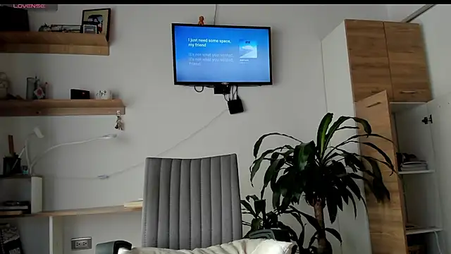 manucute 23  online show from June 15, 2026, 3:23 pm