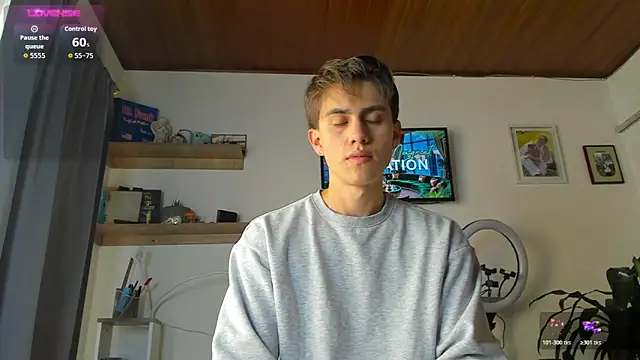 manucute 23  online show from December 19, 2025, 2:19 pm