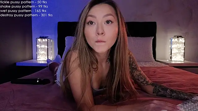 Snapshot of im_casey chatting on October 8, 2025, 6:48 am im casey online show from October 8, 2025, 6:48 am