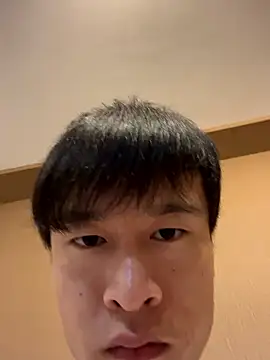 Snapshot of IroManager chatting on October 28, 2025, 12:26 pm IroManager online show from October 28, 2025, 12:26 pm