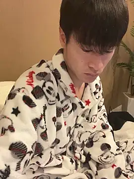 Snapshot of IroManager chatting on November 14, 2025, 12:42 pm IroManager online show from November 14, 2025, 12:42 pm