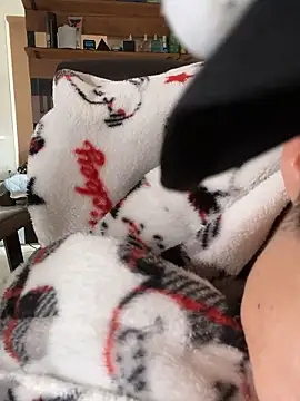 Snapshot of IroManager chatting on October 27, 2025, 1:50 am IroManager online show from October 27, 2025, 1:50 am