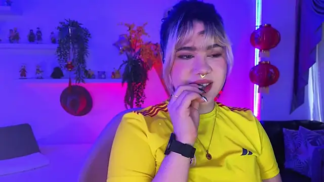 albaismynameX online show from June 27, 2026, 12:22 pm