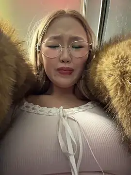 Aiko Yumi online show from February 20, 2026, 5:04 pm