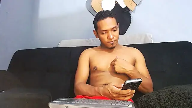 Snapshot of Grandeygruesa1 chatting on October 5, 2025, 2:02 am Grandeygruesa1 online show from October 5, 2025, 2:02 am