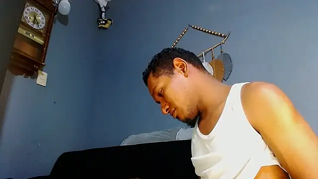 Snapshot of Grandeygruesa1 chatting on March 20, 2025, 11:27 am Grandeygruesa1 online show from March 20, 2025, 11:27 am