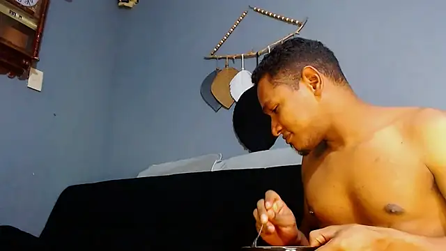 Snapshot of Grandeygruesa1 chatting on March 5, 2025, 10:10 pm Grandeygruesa1 online show from March 5, 2025, 10:10 pm