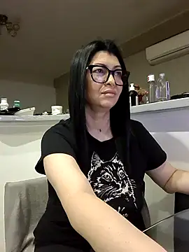 Milf Abigail online show from October 19, 2025, 12:24 am