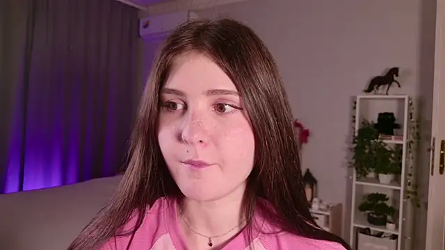 Snapshot of LeraKit chatting on October 12, 2025, 2:29 pm LeraKit online show from October 12, 2025, 2:29 pm