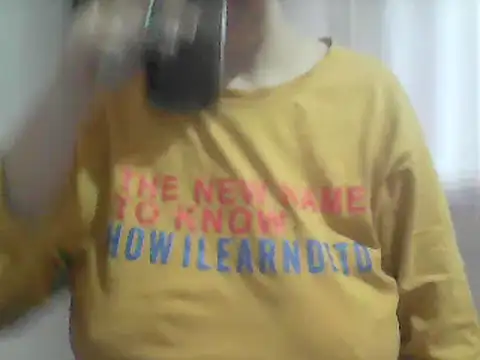 Snapshot of AnaXBerry chatting on February 17, 2026, 6:33 am AnaXBerry online show from February 17, 2026, 6:33 am