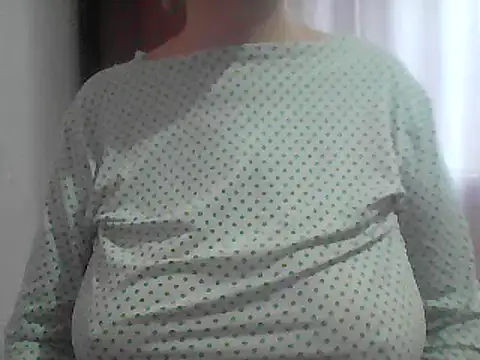 Snapshot of AnaXBerry chatting on February 23, 2026, 6:36 am AnaXBerry online show from February 23, 2026, 6:36 am