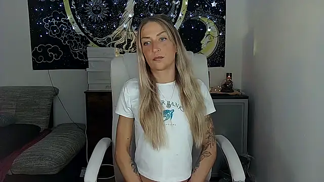 SexxyLiviaa online show from October 13, 2025, 4:41 pm