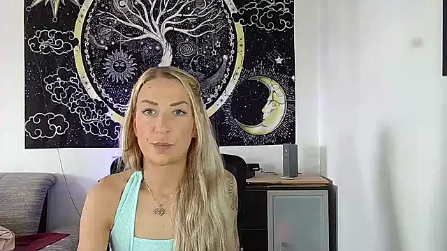 SexxyLiviaa online show from July 18, 2026, 2:25 pm