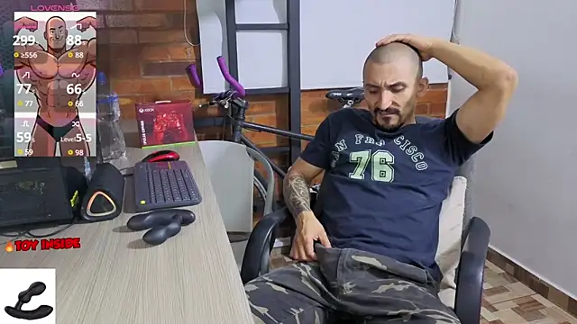 Snapshot of Marck_Muscle chatting on June 6, 2026, 3:34 am Marck Muscle online show from June 6, 2026, 3:34 am